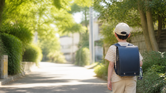 秋も続く通学時の暑さ対策｜ランドセルの蒸れと汗を減らす方法
